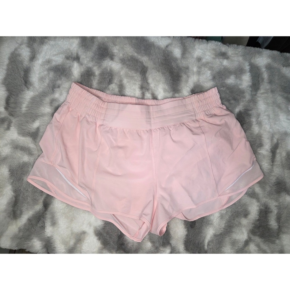 Lululemon Hotty Hot High-Rise Lined Short 4 Strawberry Milkshake Pink Size 14